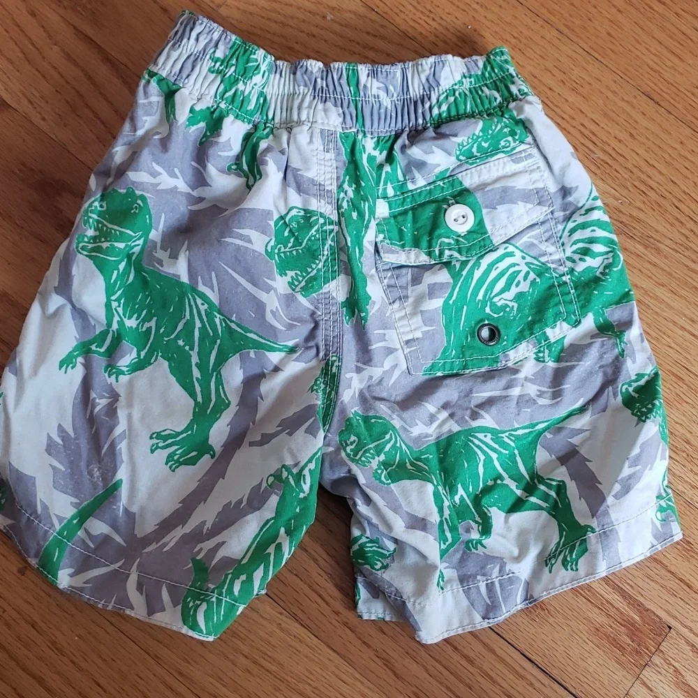 Baby Gap swim trunks 18-24m 🌞 - Picture 3 of 4